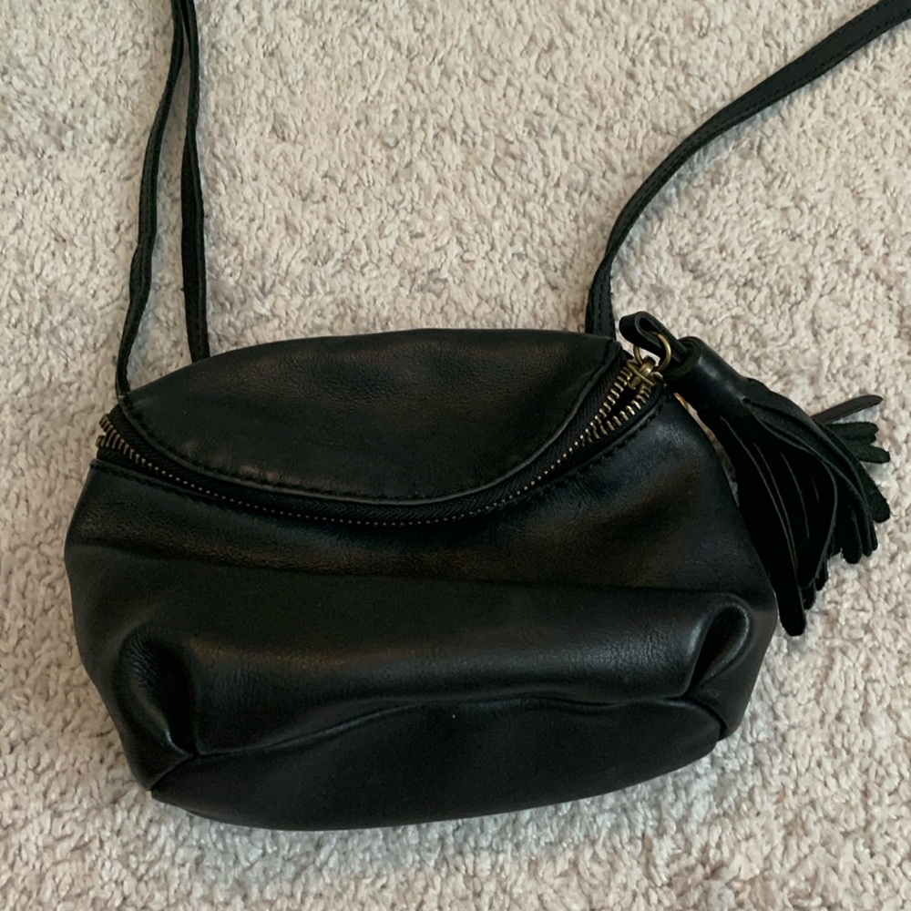 Lucky Brand crossbody, small leather purse